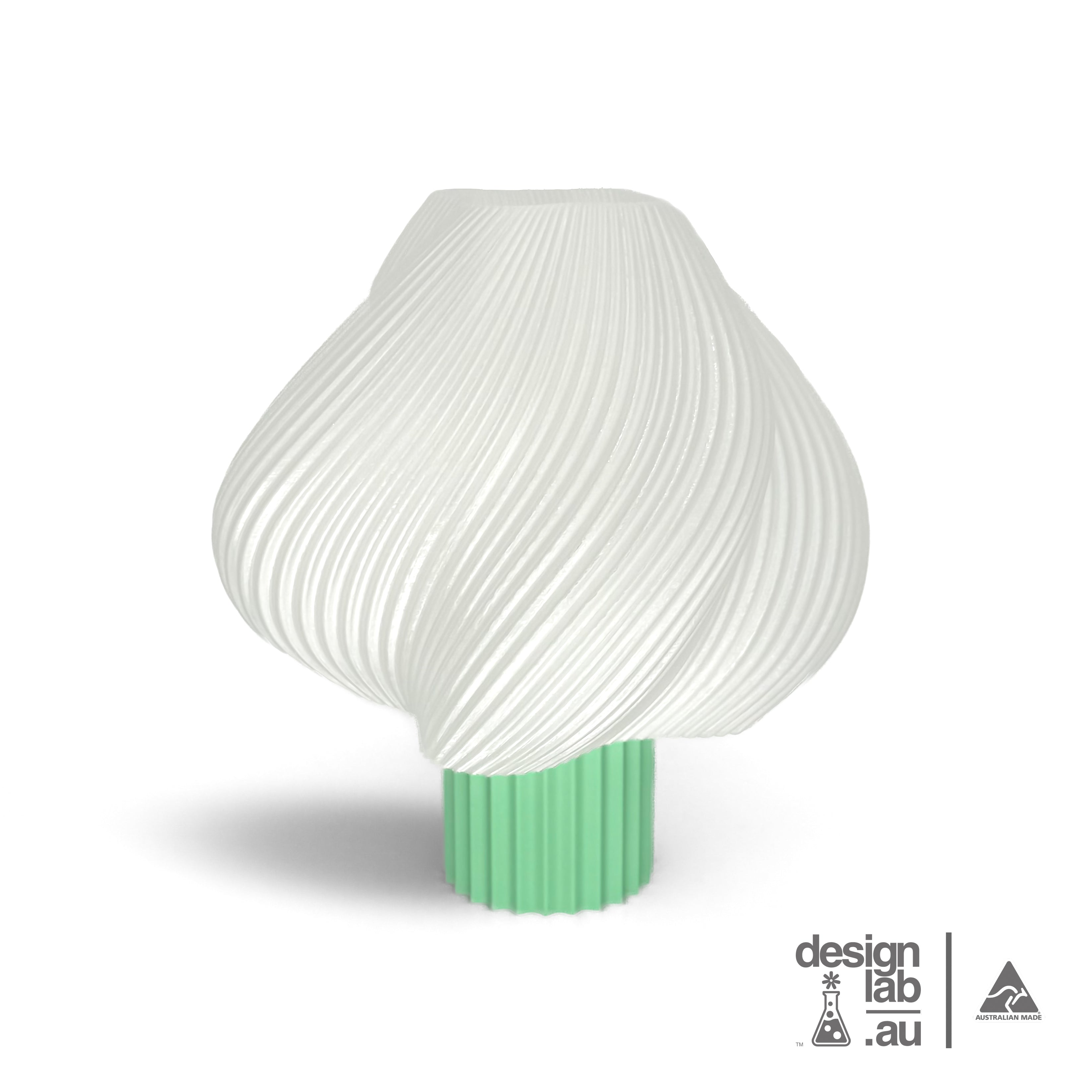 Clear translucent shade | 24 base colours