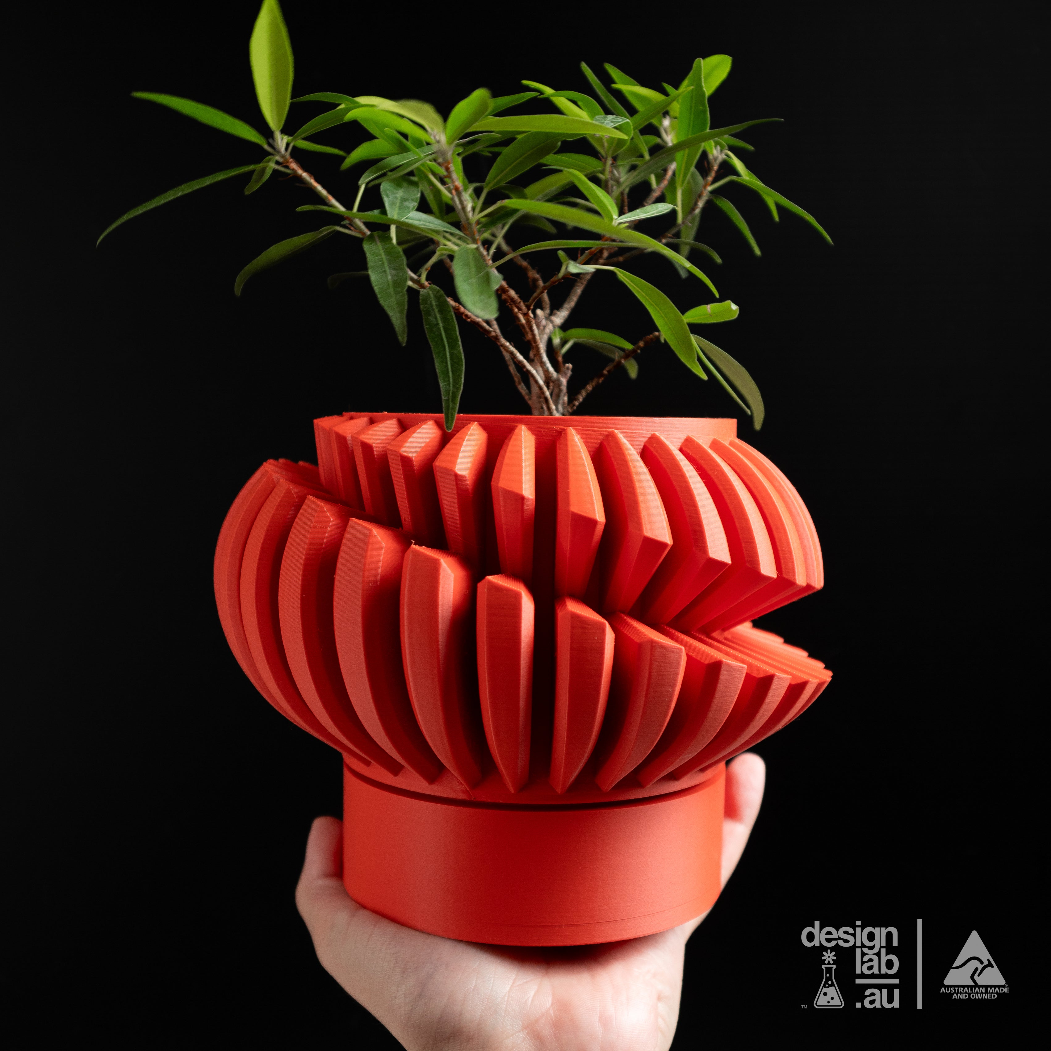 LUXIR Planter