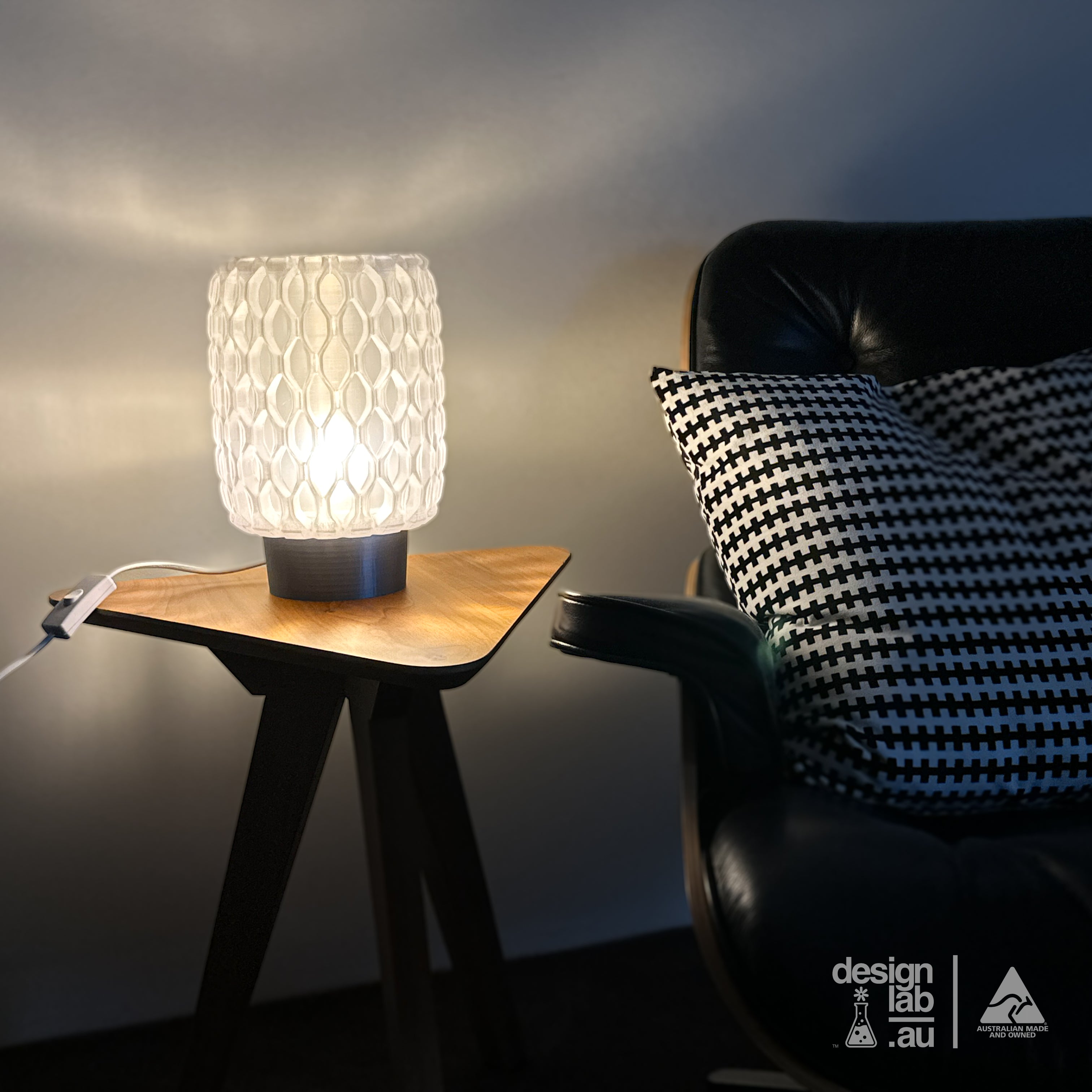 Clear translucent shade | 7 base colours