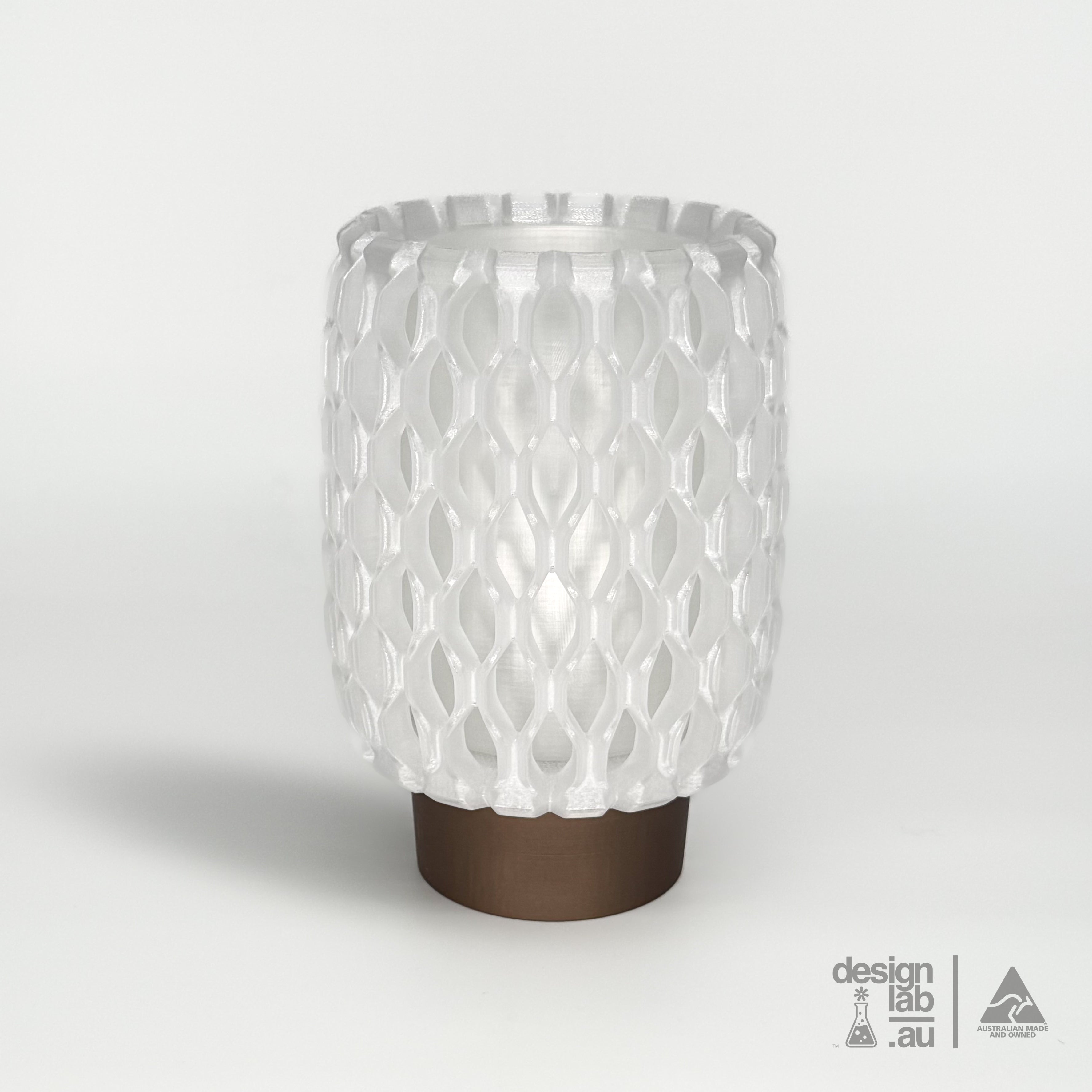 Clear translucent shade | 7 base colours