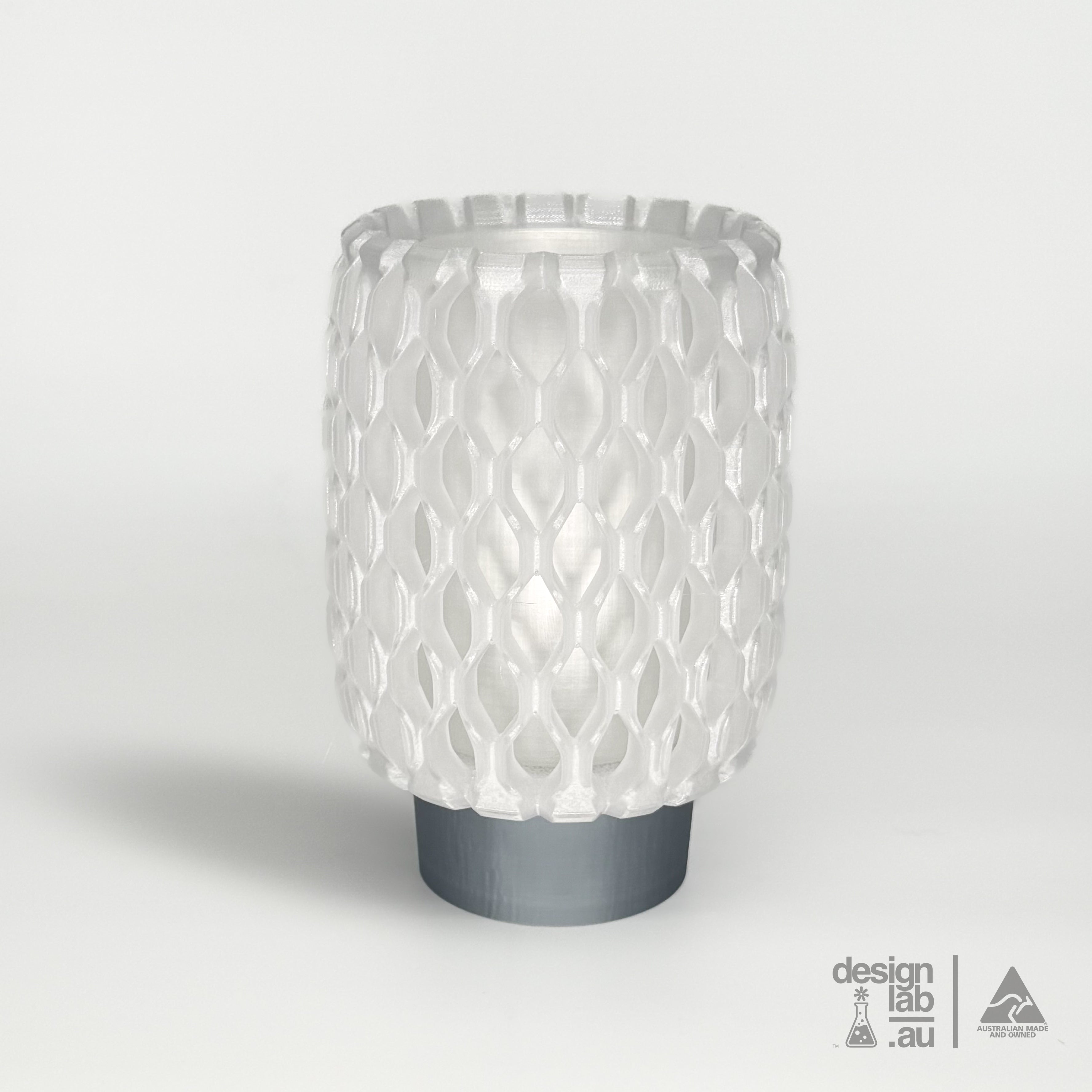 Clear translucent shade | 7 base colours