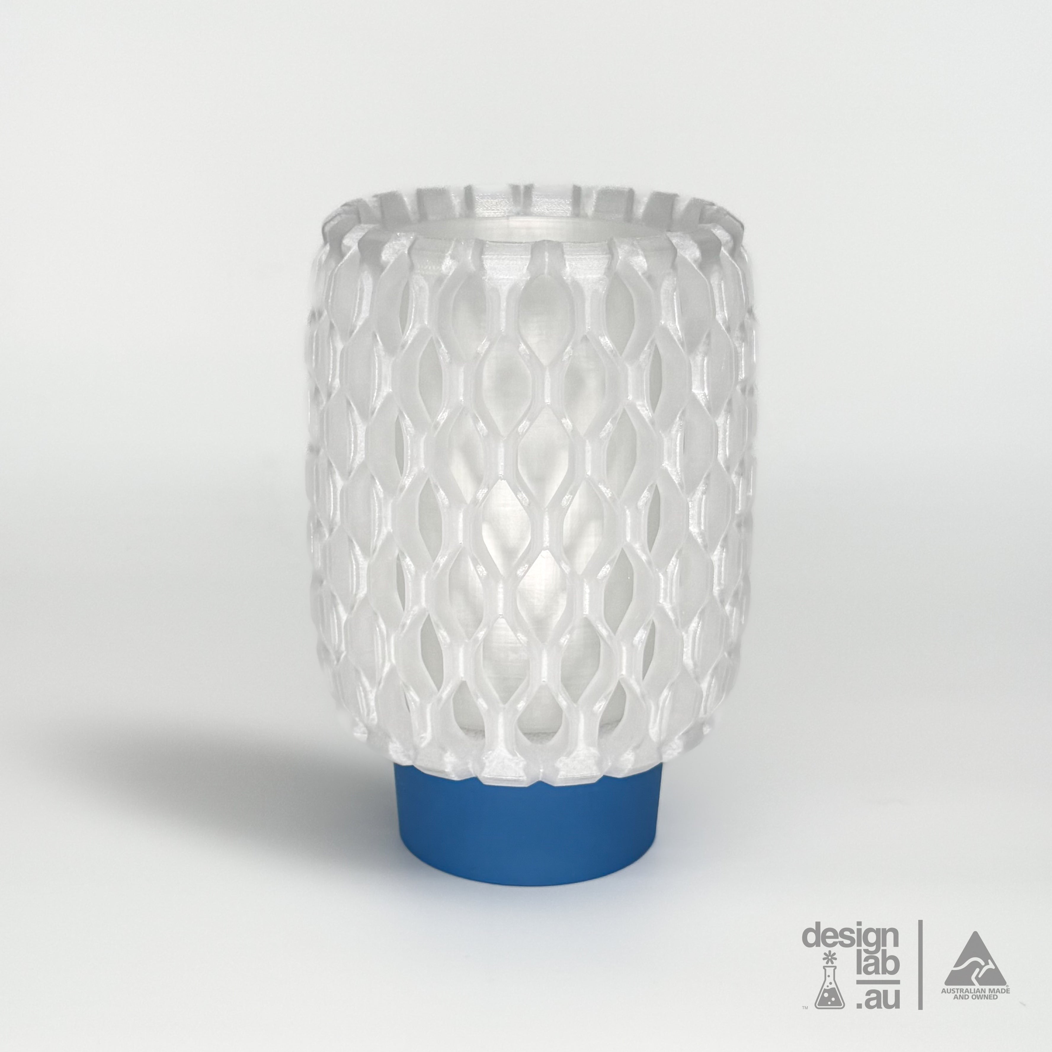 Clear translucent shade | 7 base colours