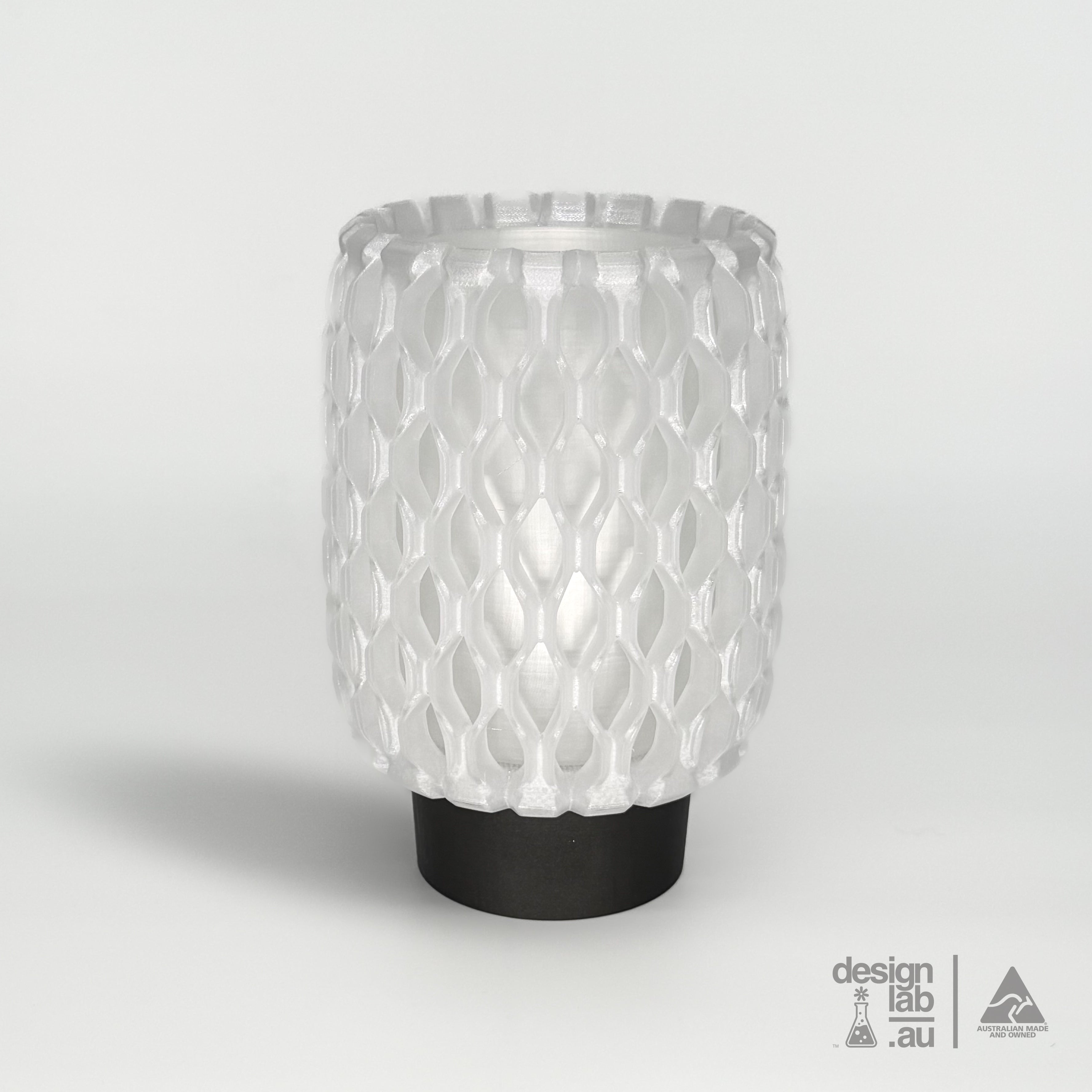 Clear translucent shade | 7 base colours